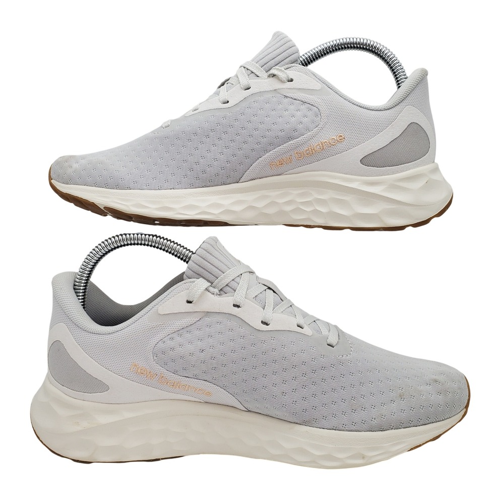 New Balance Fresh Foam Arishi v4 Running Sneakers Gray White Gum Women's Size 8 - Picture 4 of 8